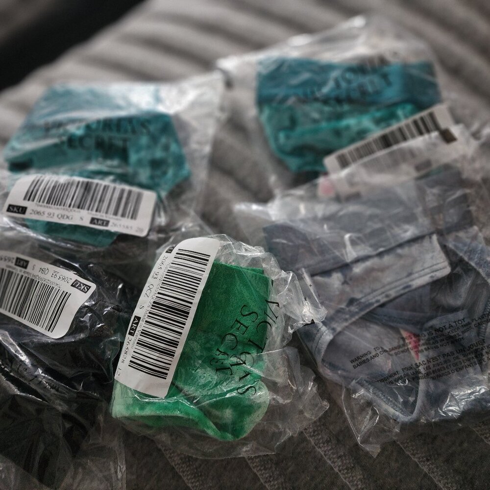 10 VS underwear